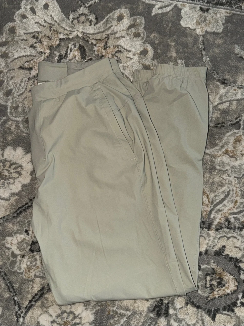 Men's Lululemon Elastic-Waist Pants in Light Khaki